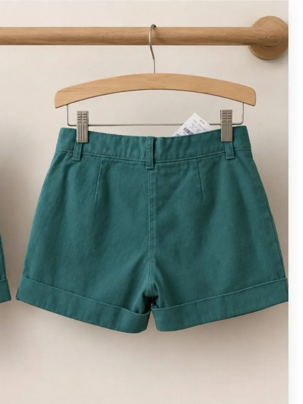 J.Crew Factory Girls’ Teal Pleated Cuffed Shorts – Size 14/ NWT